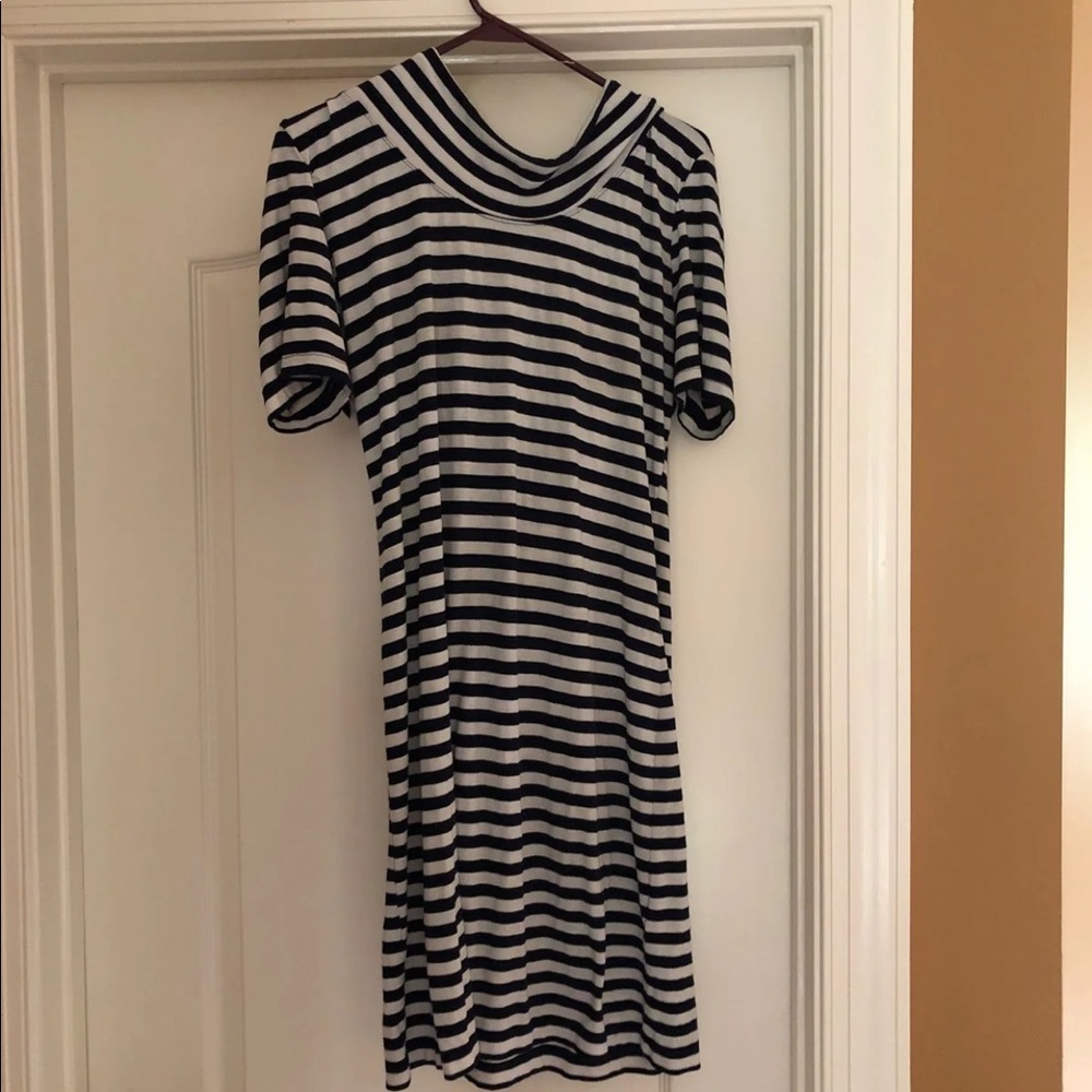 Women’s casual dress